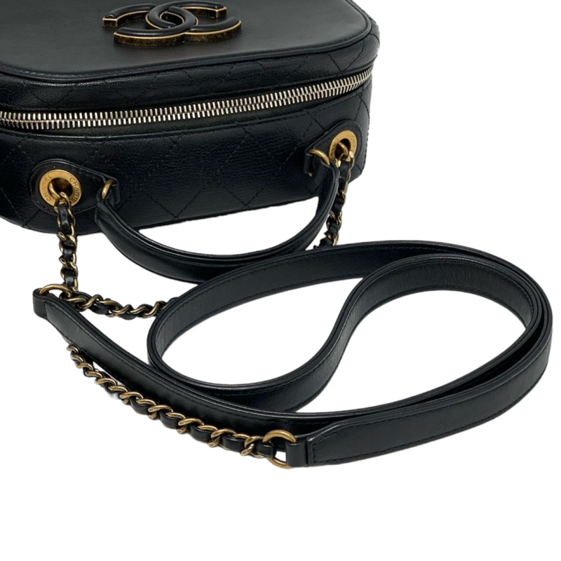 Small Coco Curve Vanity Bag Black GHW