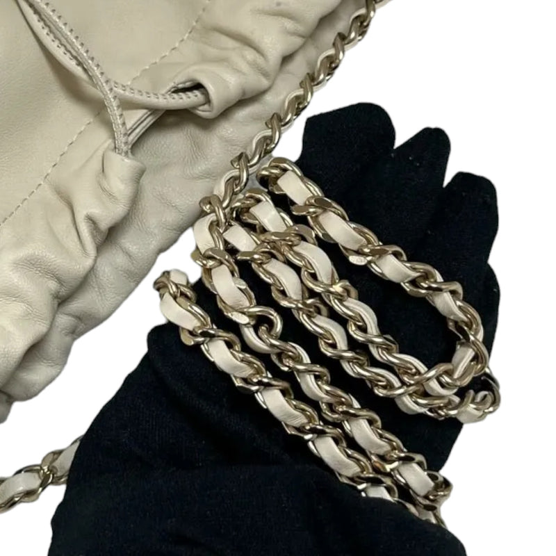 Chain Bucket Drawstring Lambskin White GHW