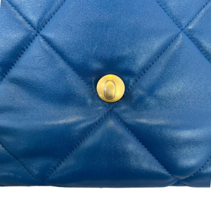 Medium Chanel 19 Goatskin Blue