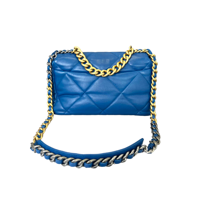 Chanel Medium 19 Goatskin Blue – Bag Religion - Main Image