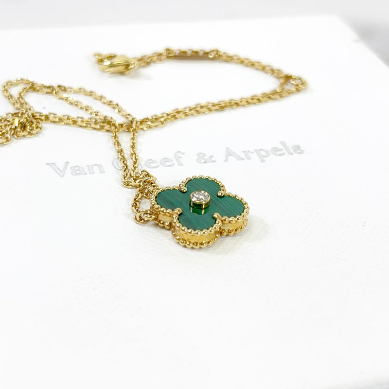 Vintage 18K Alhambra Necklace Malachite Diamond