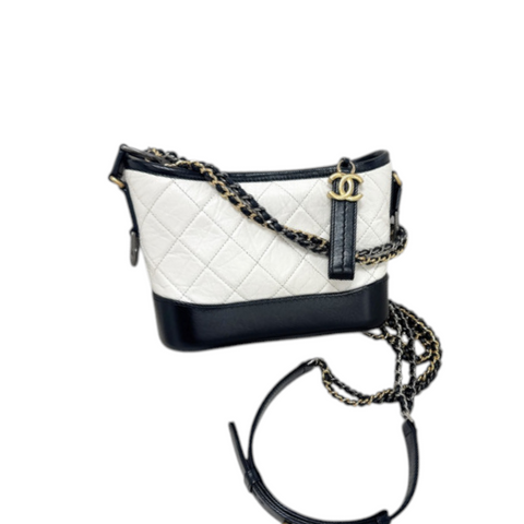 Envelope Chain Wallet in Light Taupe