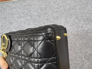 Lambskin Cannage Medium Lady Dior Black GHW
