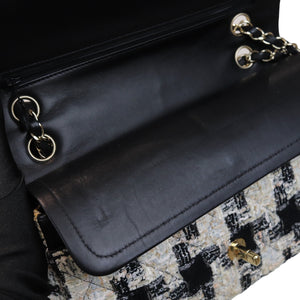 Tweed Medium Classic Flap GHW