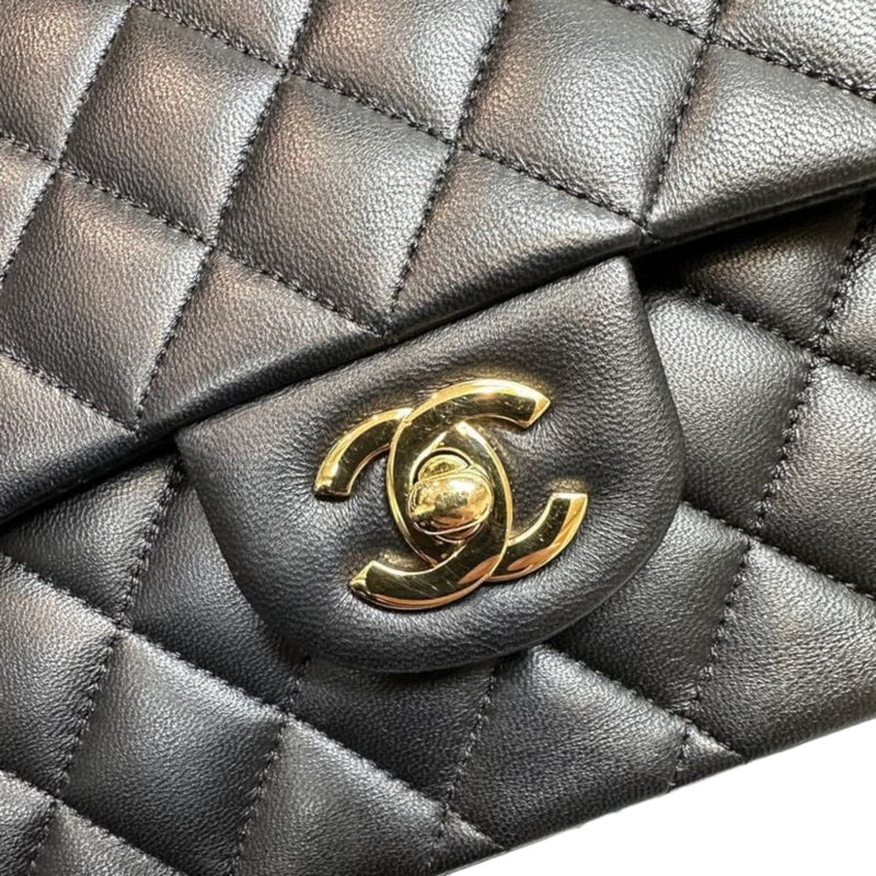 Classic Double Flap Medium Lambskin Quilted Black GHW