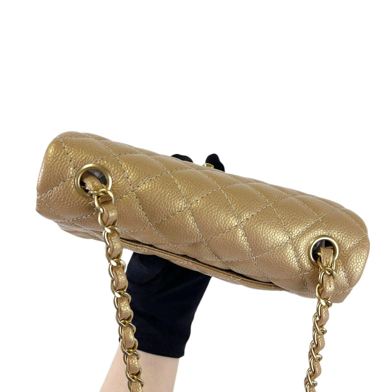 Mini 15C Rectangle Caviar Gold GHW