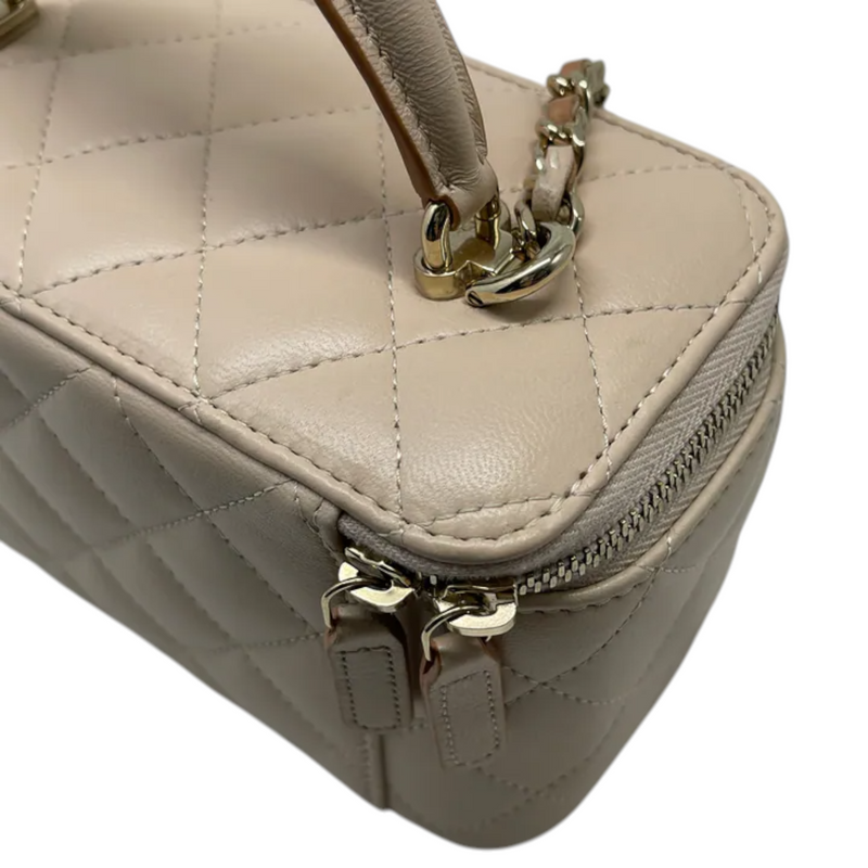 Top Handle Vanity Case With Chain Small Lambskin Ecru Beige GHW