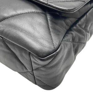 19 Flap Medium Goatskin Quilted Black MHW