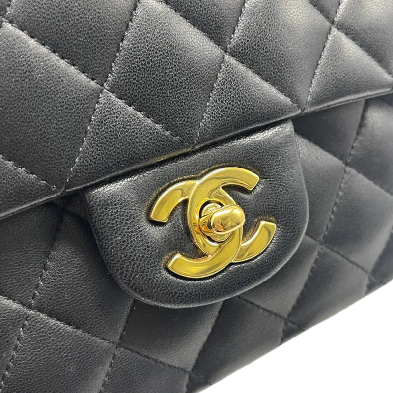 Classic Double Flap Medium Lambskin Quilted Black GHW