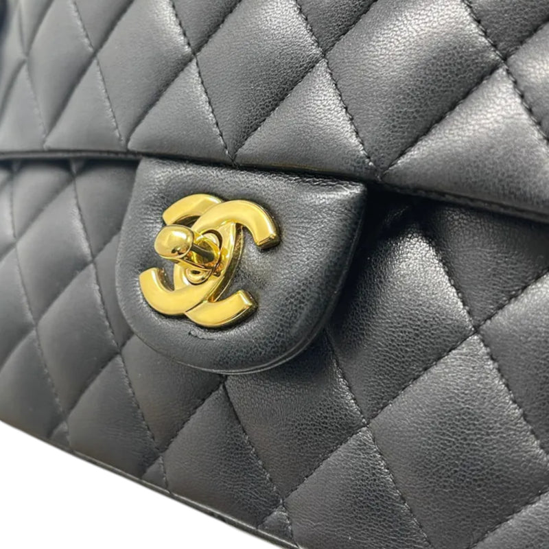 Classic Double Flap Medium Lambskin Quilted Black GHW
