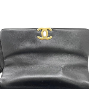 19 Flap Medium Goatskin Quilted Black MHW