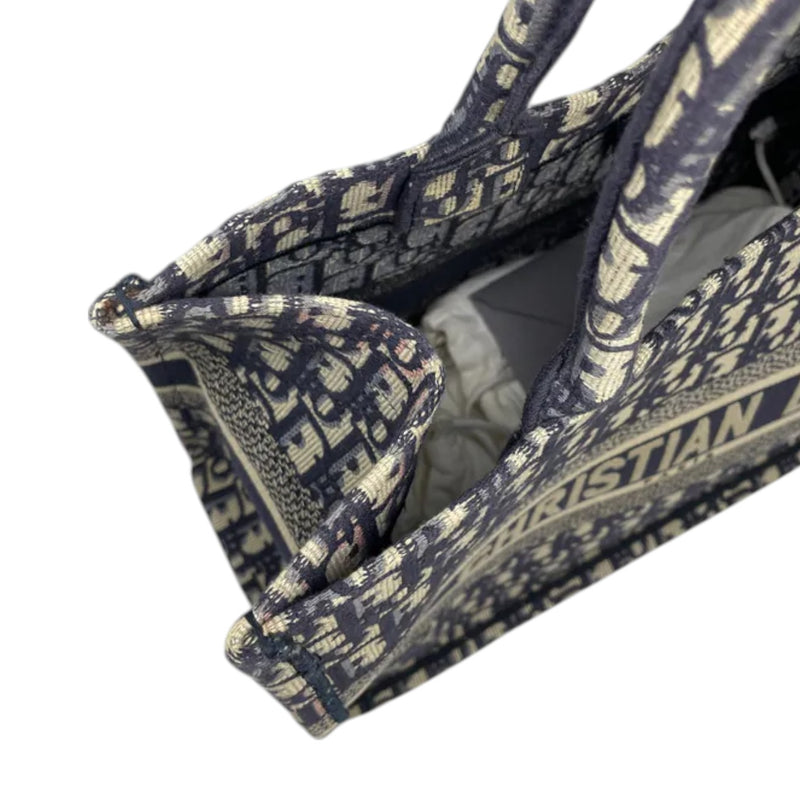 Book Tote Medium Oblique Canvas Navy