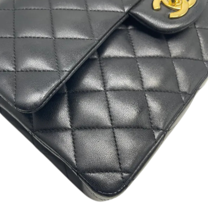 Classic Double Flap Medium Lambskin Quilted Black GHW