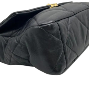 19 Flap Medium Goatskin Quilted Black MHW