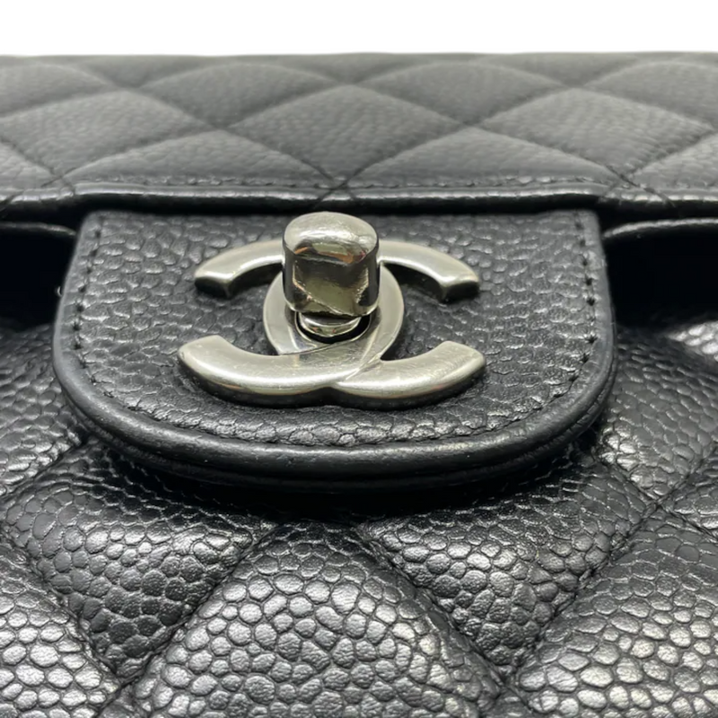 Classis Double Flap Medium Caviar Quilted Black SHW