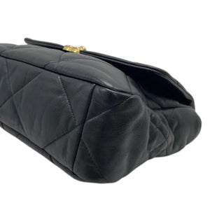 19 Flap Medium Goatskin Quilted Black MHW