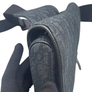 Mens Saddle Bag Oblique Canvas Black SHW