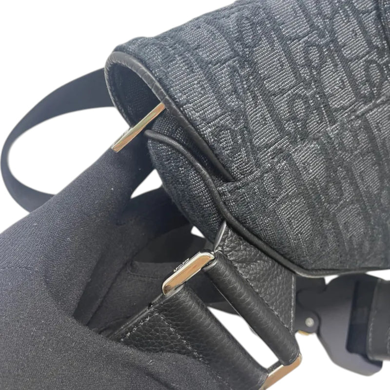 Mens Saddle Bag Oblique Canvas Black SHW