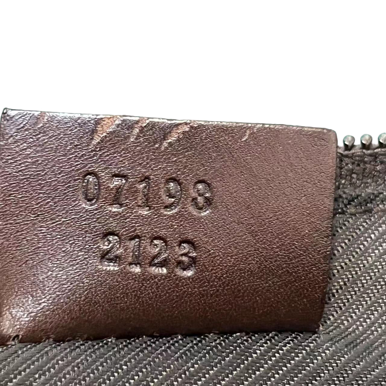 Gucci Vintage GG Supreme Monogram Purse Chic and Stylish – Bag