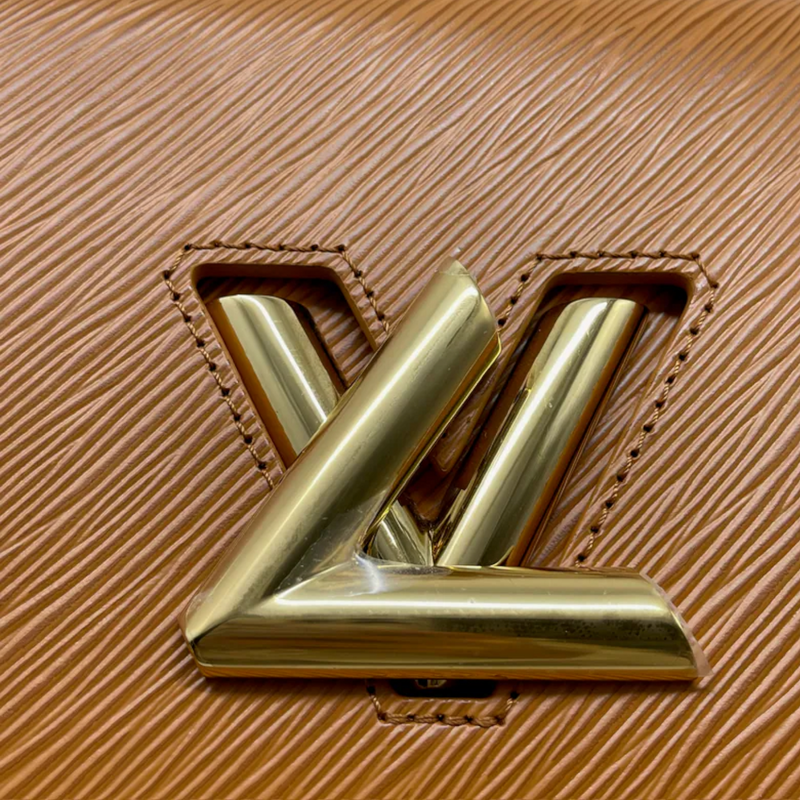 Twist MM Shoulder Epi Leather Gold GHW