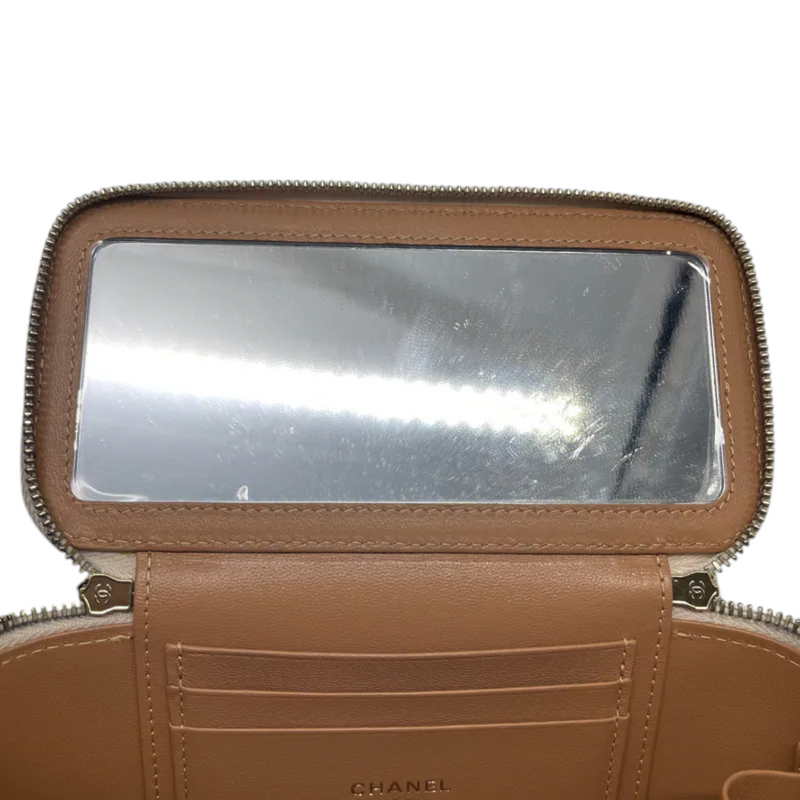 Top Handle Vanity Case With Chain Small Lambskin Ecru Beige GHW