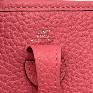 Evelyne TPM Taurillon Clemence Rose Azalee Rouge Pivoine