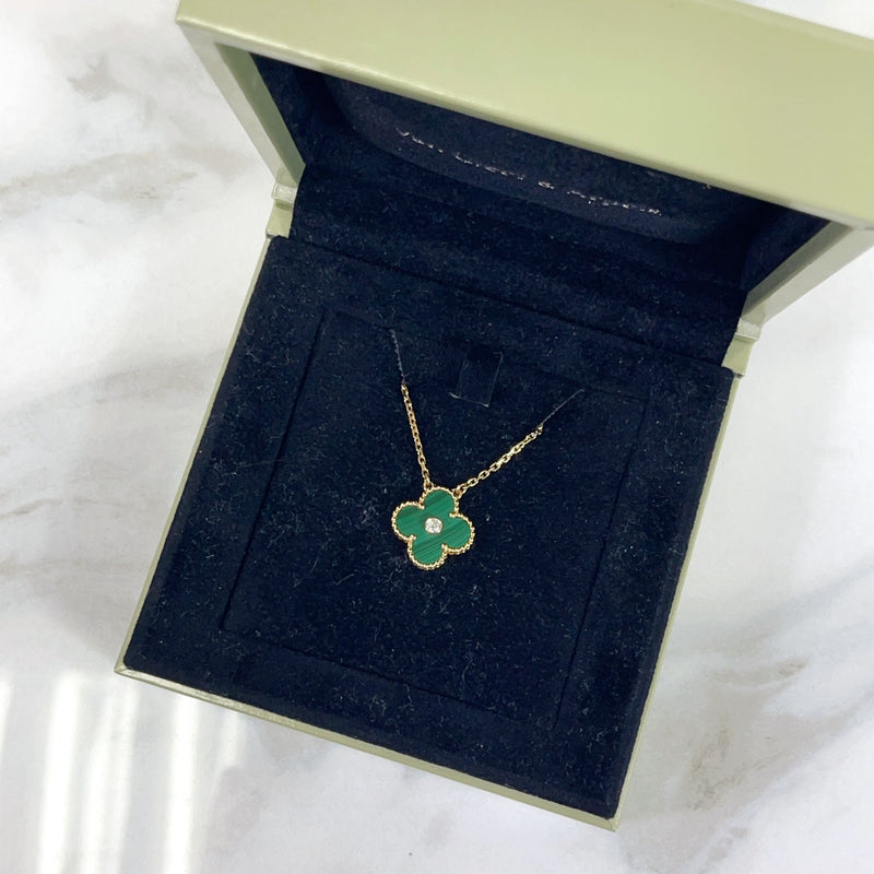 Van Cleef Arpels Vintage 18K Alhambra Necklace Malachite Diamond
