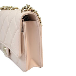 Wallet On Chain WOC Lambskin Plexi Quilted Pink GHW
