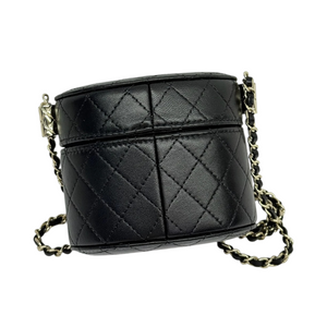 Round Vanity Case With Chain Lambskin Black GHW
