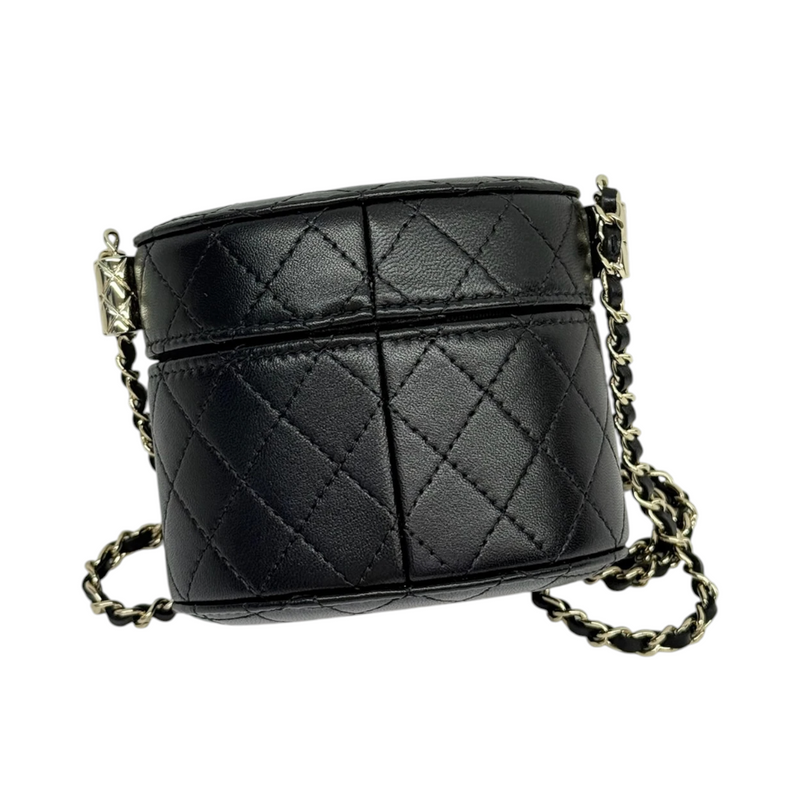 Round Vanity Case With Chain Lambskin Black GHW