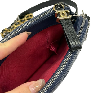 Gabrielle Clutch With Chain Small Calfskin Navy Black MHW