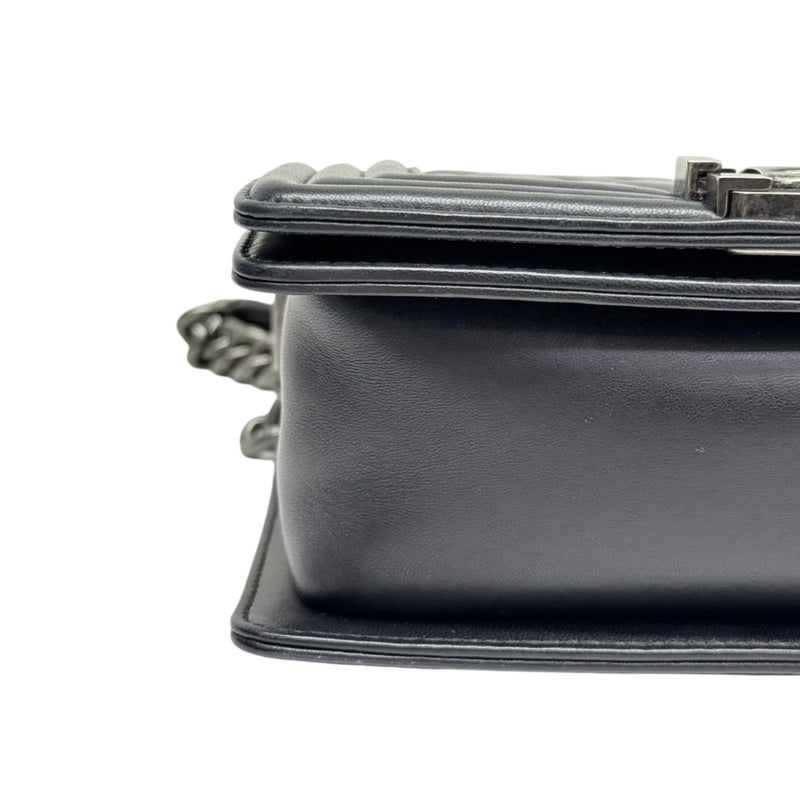 Boy Flap Small Calfskin Quilted Black RHW