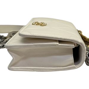 19 Wallet On Chain WOC Lambskin Quilted White MHW