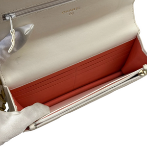 19 Wallet On Chain WOC Lambskin Quilted White MHW