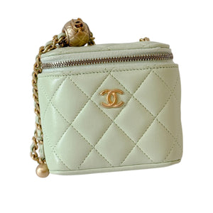 Vanity Case With Chain Lambskin Pearl Crush Light Green GHW