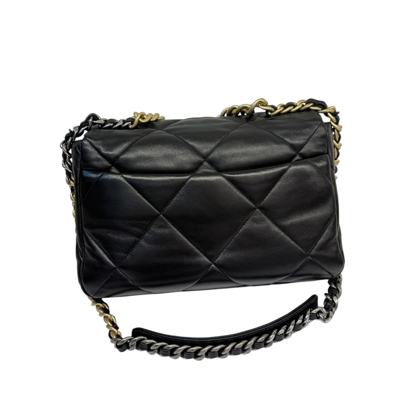 19 Flap Medium Lambskin Quilted Black MHW