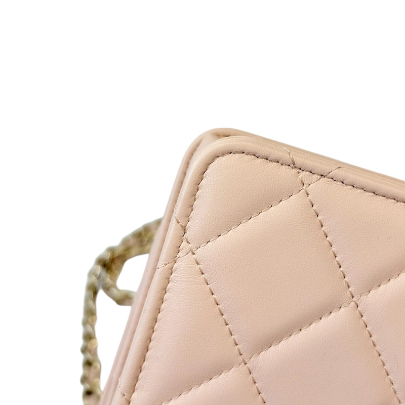 Wallet On Chain WOC Lambskin Plexi Quilted Pink GHW