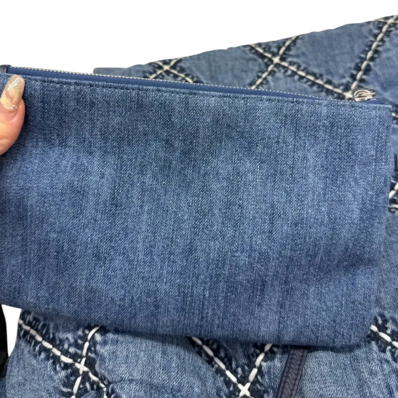 22 Medium Denim Quilted Stitched Blue SHW
