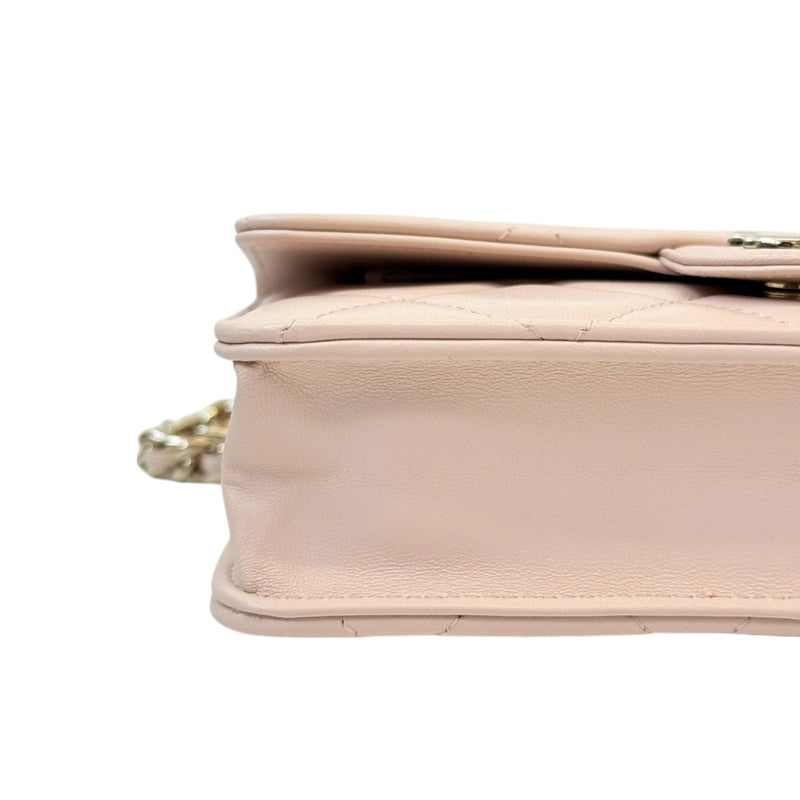 Wallet On Chain WOC Lambskin Plexi Quilted Pink GHW