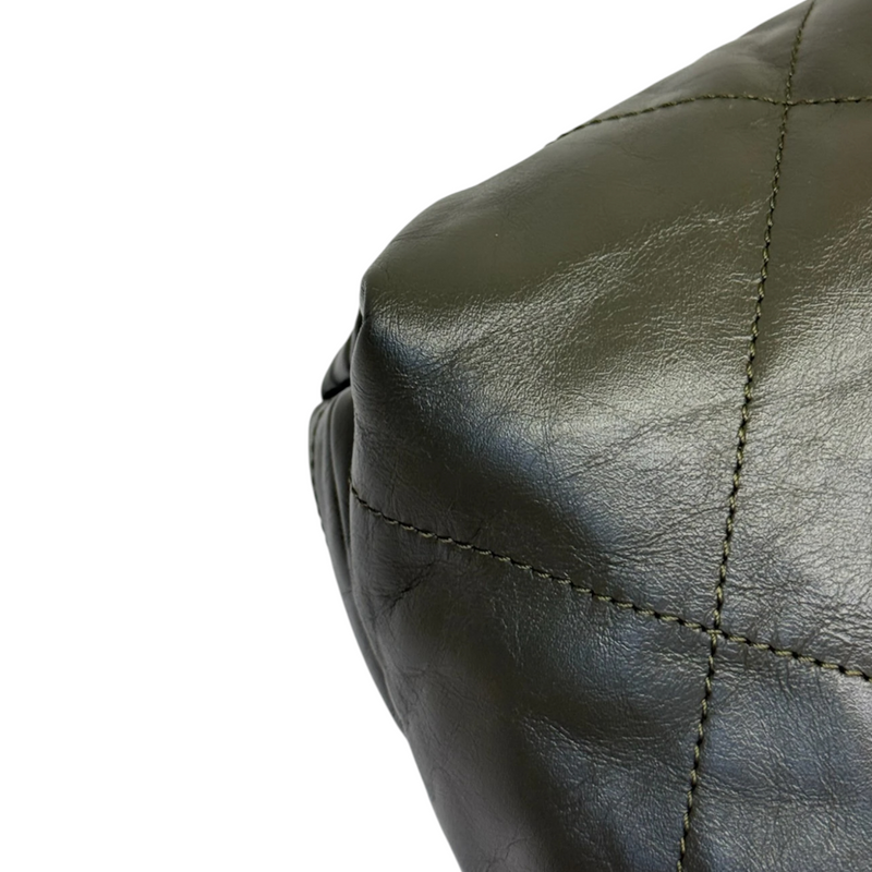 22 Medium Shiny Calfskin Quilted Green SHW