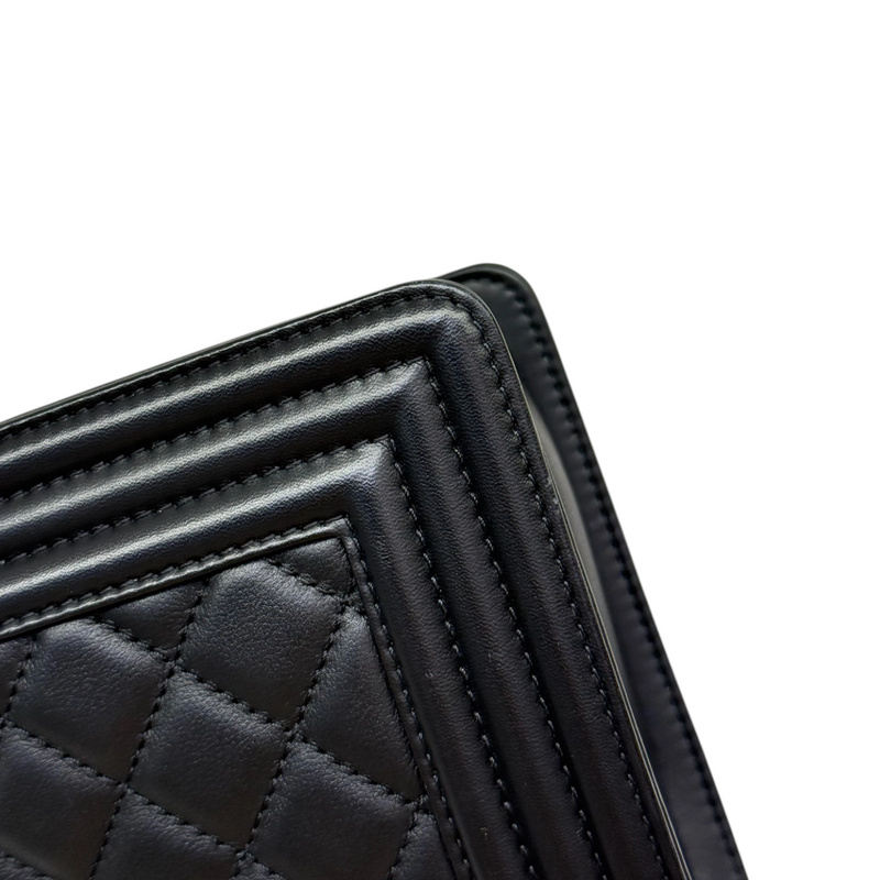 Boy Flap Medium Lambskin Quilted Black GHW