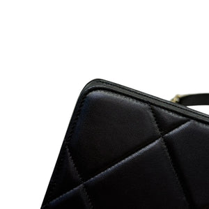 19 Wallet On Chain WOC Lambskin Quilted Black MHW