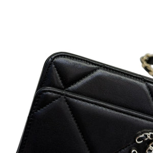 19 Wallet On Chain WOC Lambskin Quilted Black MHW