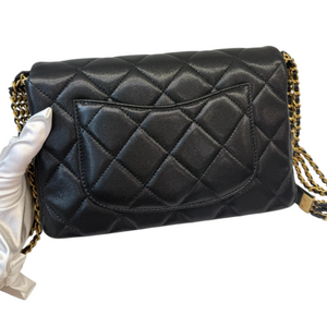 Seasonal Flap Crossbody Caviar Quilted Black GHW