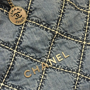22 Medium Denim Quilted Stitched Blue SHW