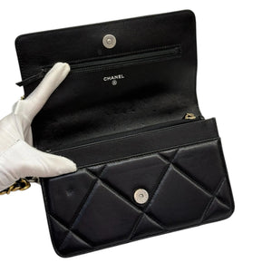 19 Wallet On Chain WOC Lambskin Quilted Black MHW