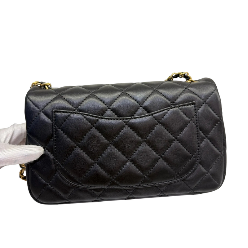 Rectangular Pearl Crush Flap Lambskin Quilted Black GHW