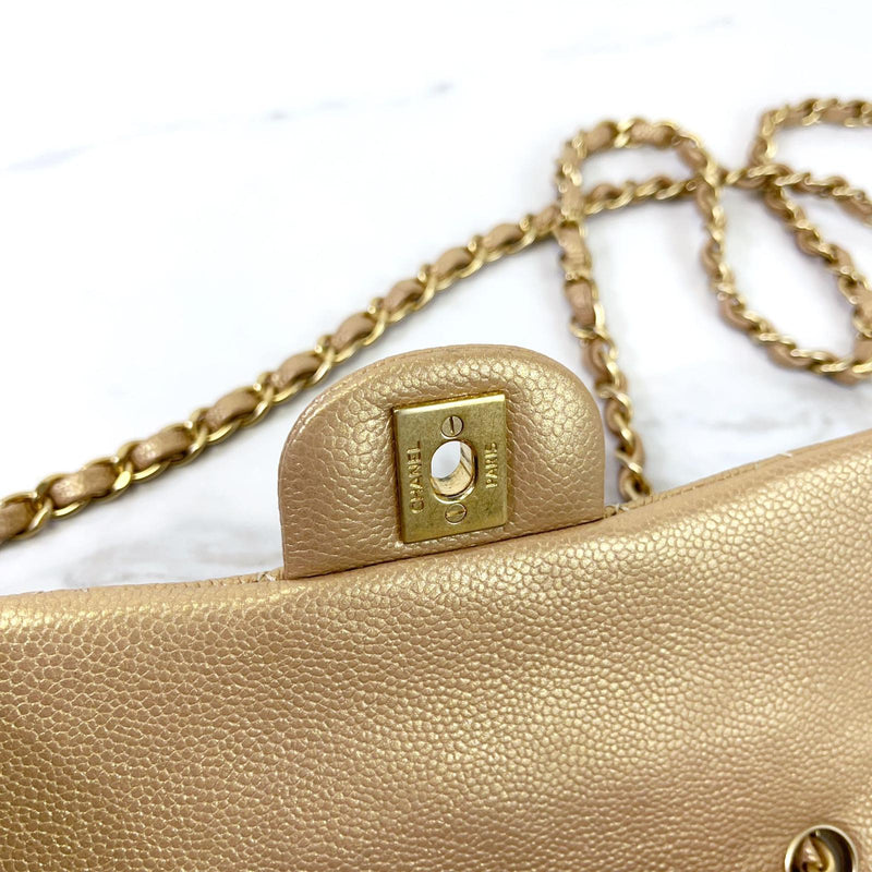 Mini 15C Rectangle Caviar Gold GHW