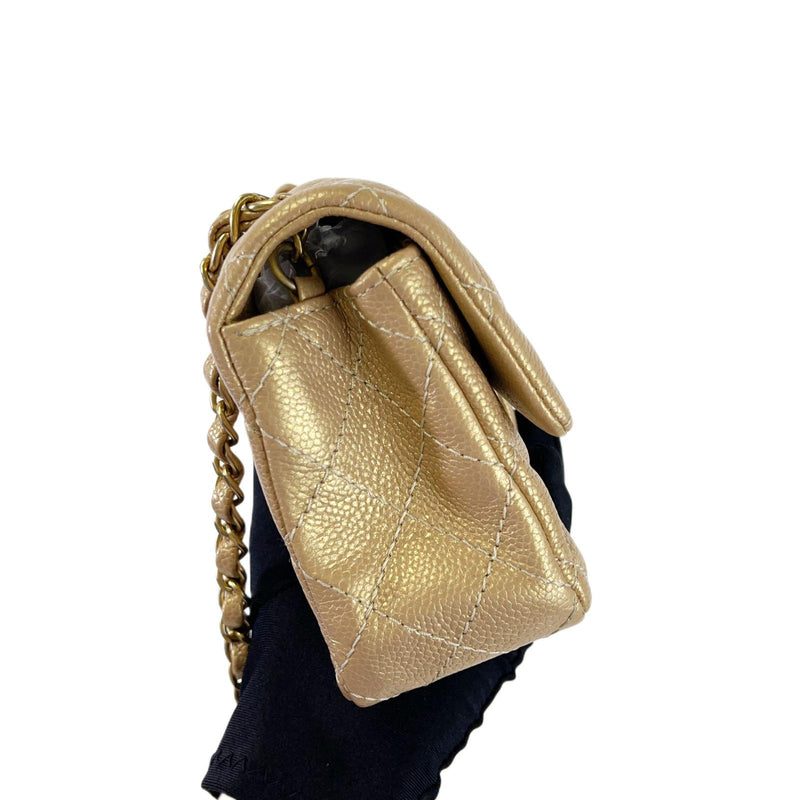 Mini 15C Rectangle Caviar Gold GHW