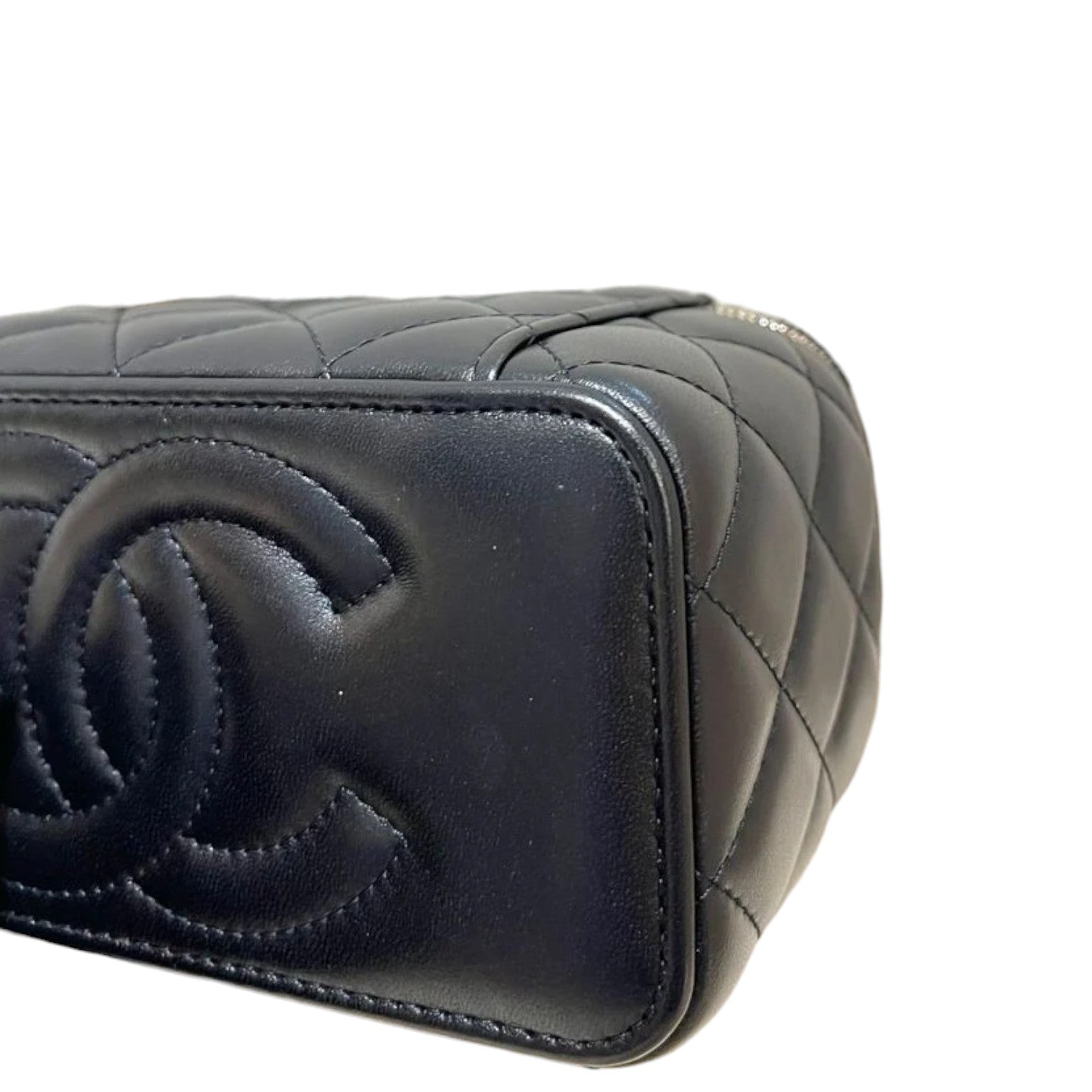 Chanel Vanity Case With Chain Lambskin Quilted Black GHW